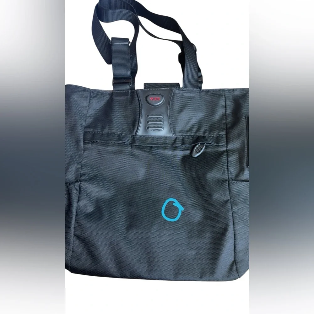 Tumi Tote Bag‎ Black Business Travel Carry Heavy Nylon Magnetic Closure 15x12x5